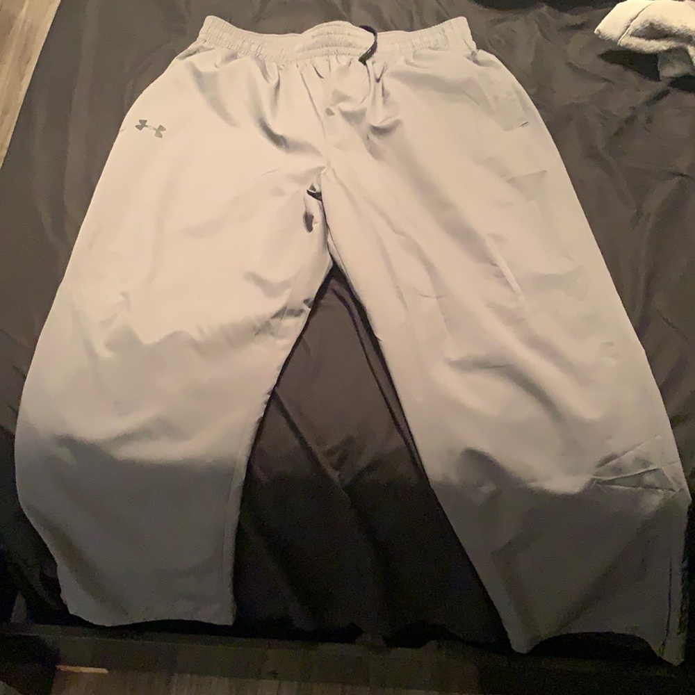Brand new without tags! Men’s under armour joggers